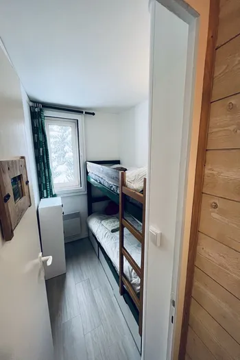 Downstairs double bed room